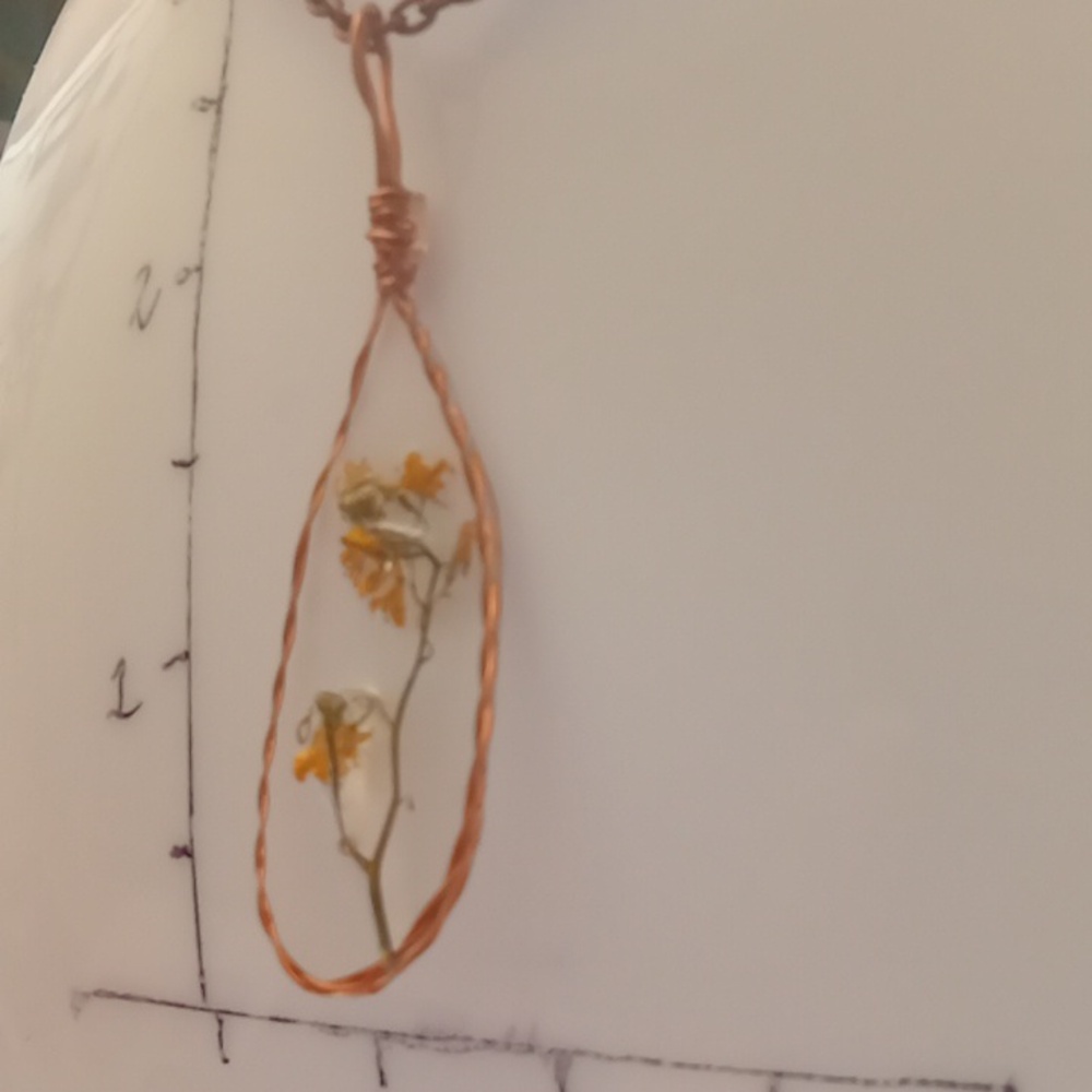 Spring necklace - Picture 3 of 3